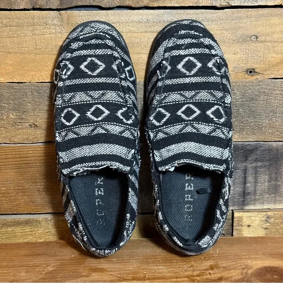 Roper Jackie Black Southwest Stripe Slip On Driving Moc Shoes size 7 - Picture 9 of 11